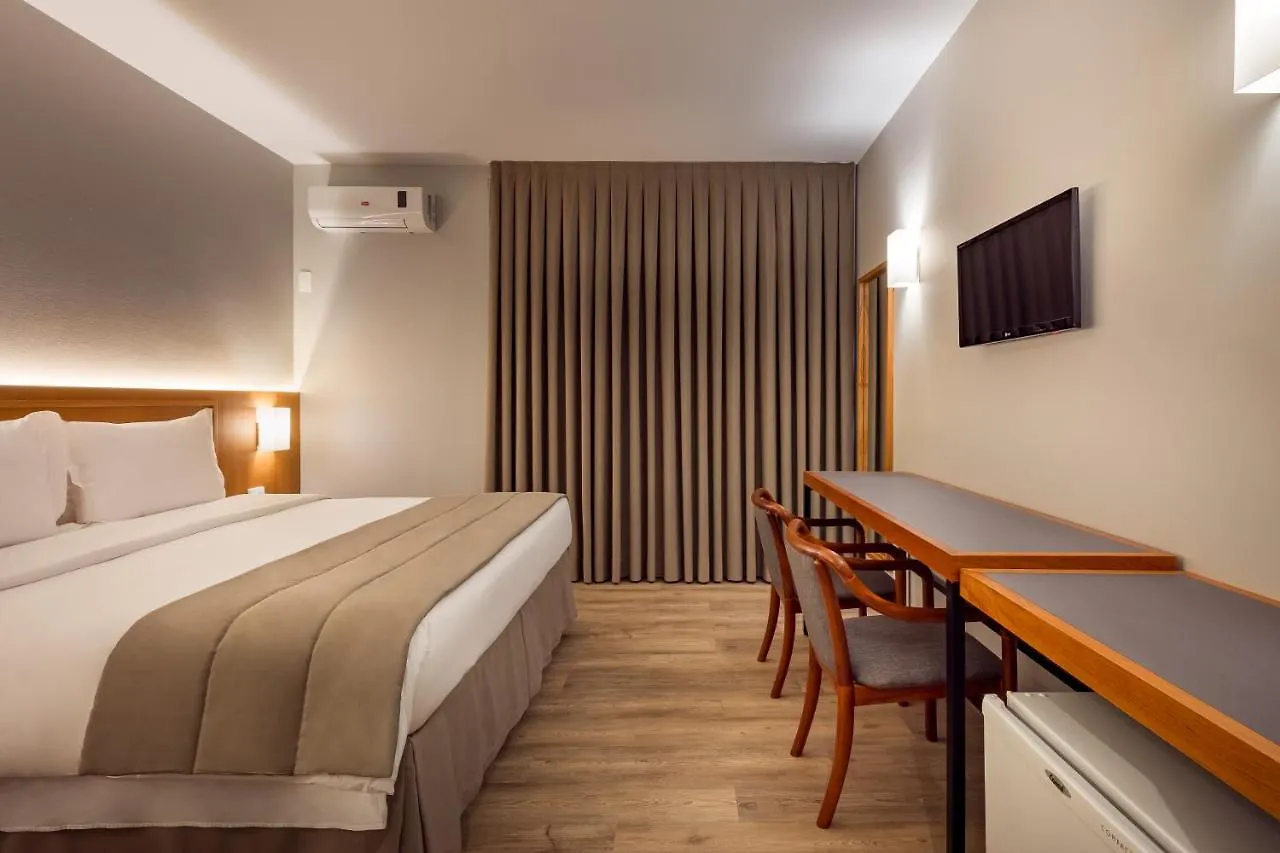 Monthez Hotel & Eventos Brusque