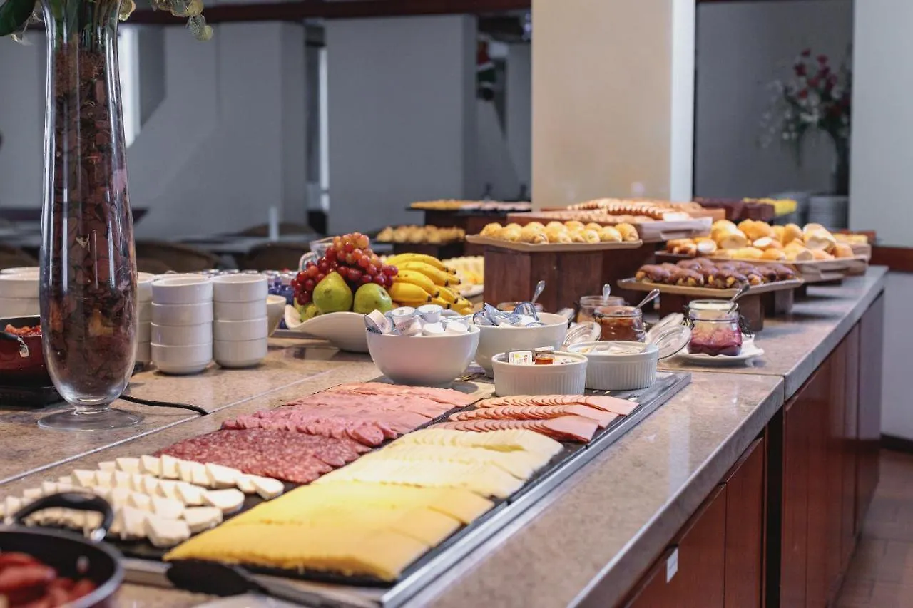 Monthez Hotel & Eventos Brusque 5*,  Brezilya