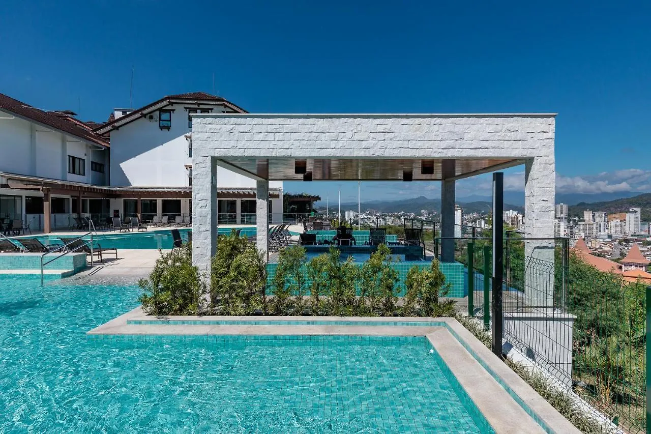 Monthez Hotel & Eventos Brusque 5*,