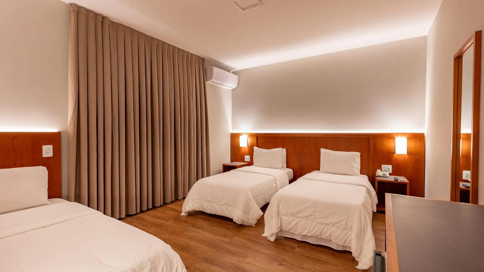 Monthez Hotel & Eventos Brusque