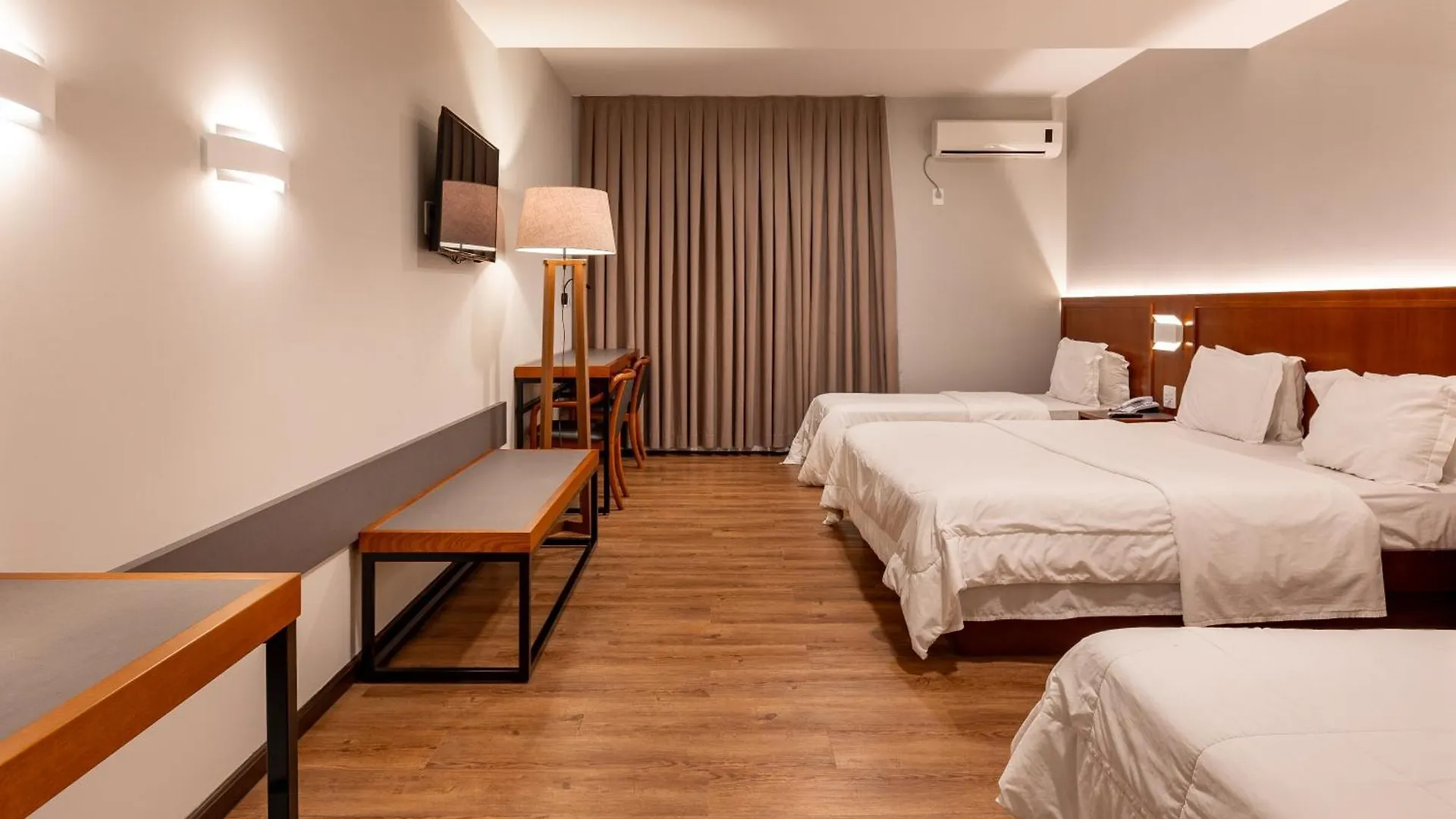 Monthez Hotel & Eventos Brusque